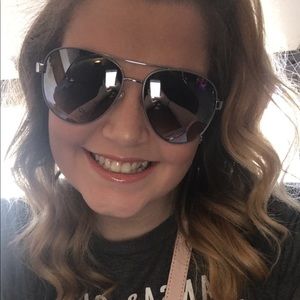 Meet your Posher, Mandy